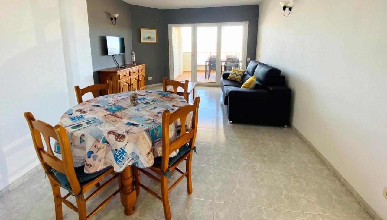 Apartaments Club Nautic Ля Эскала Экстерьер фото